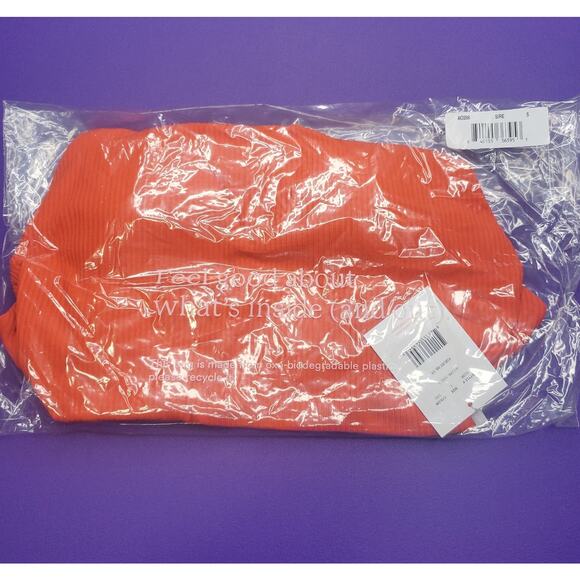 Andie Swim The Asbury Rib One Piece in Siren Red Women's Small NWT - Picture 5 of 10